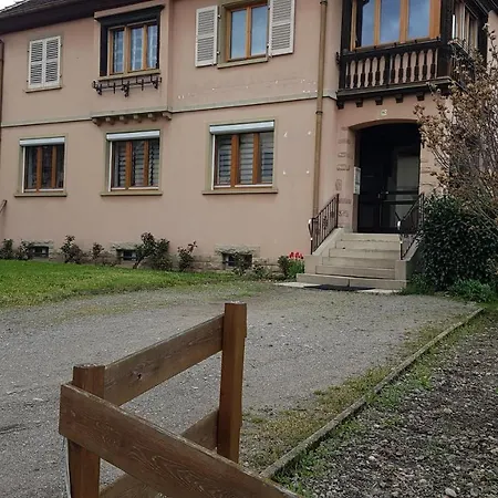 Au Chant De La Rivière Stosswihr